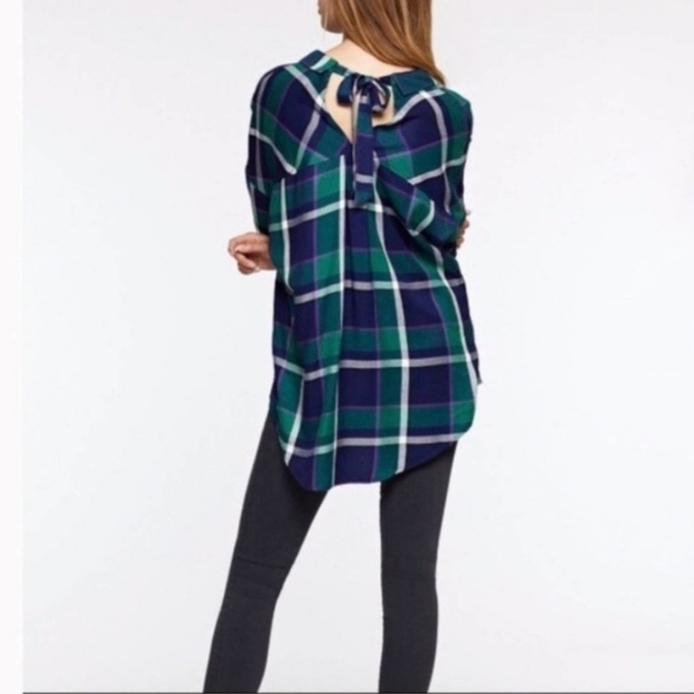 Sanctuary Tie Back Boyfriend Button Front Shirt NWT, size Medium